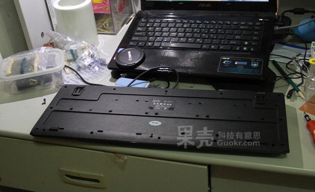 给你的键盘加上无线PPT控制功能吧