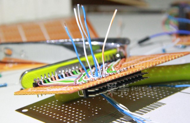 给你的键盘加上无线PPT控制功能吧