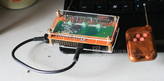 给你的键盘加上无线PPT控制功能吧