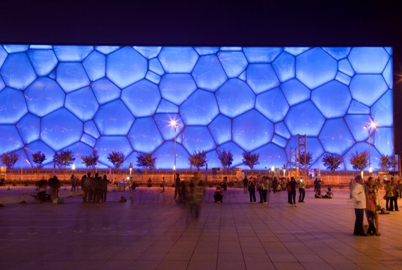 墙里墙外，好色都是学问