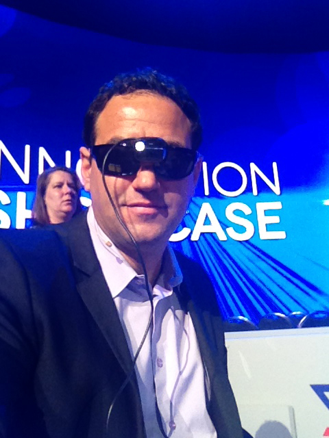 我眼前是一幅动听的画面