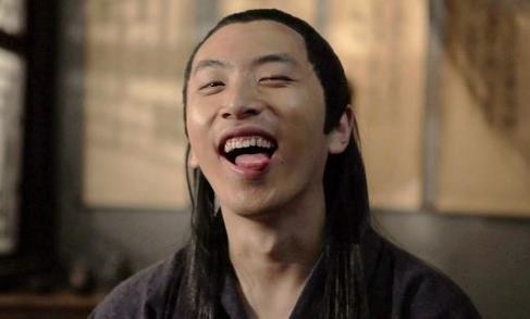 丁丁和爨爨，你更信任谁？