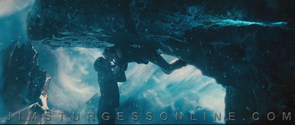 与头顶的恋人相爱。