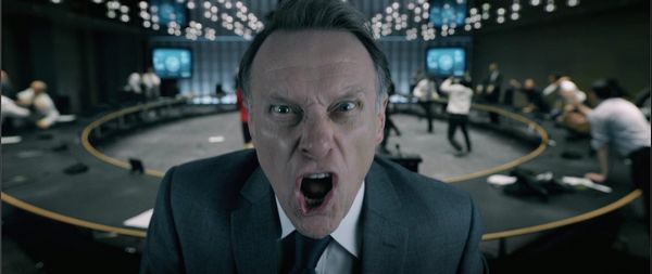 美国国防部长：“敌人是所有人！”