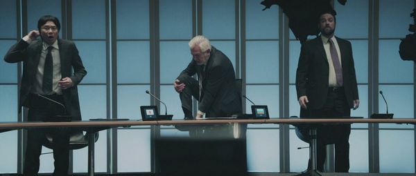 俄罗斯代表脱下鞋子，得自赫鲁晓夫真传。