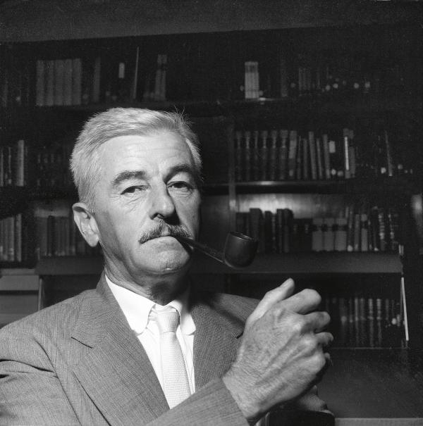 诺贝尔文学奖大数据：除了本届，还曾颁给哪些文学圈外人