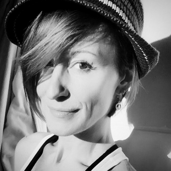 这些萌你一脸血的狐狸和螃蟹剪纸，好想要一张当窗花贴啊