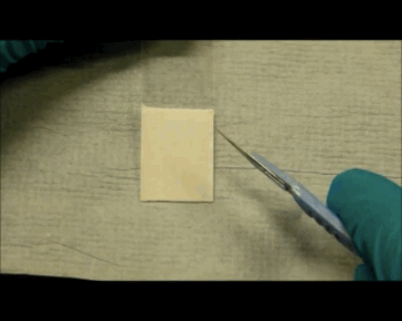 超疏水材料新进展：出淤泥而不染，被刀划而不伤