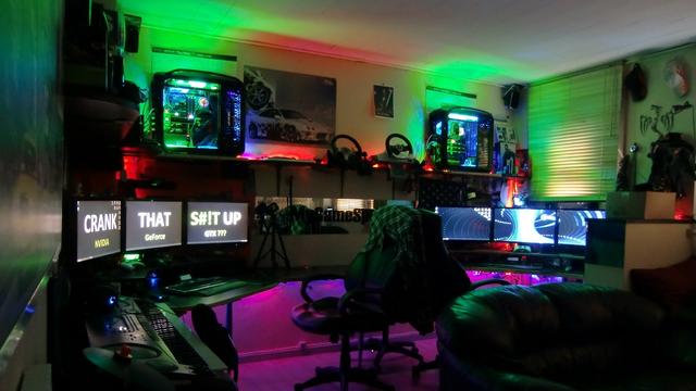 用电脑玩游戏，得费多少电？