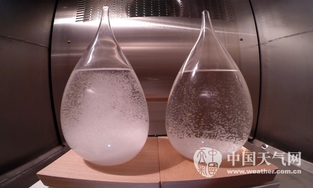 天气预报瓶，真能预报天气？