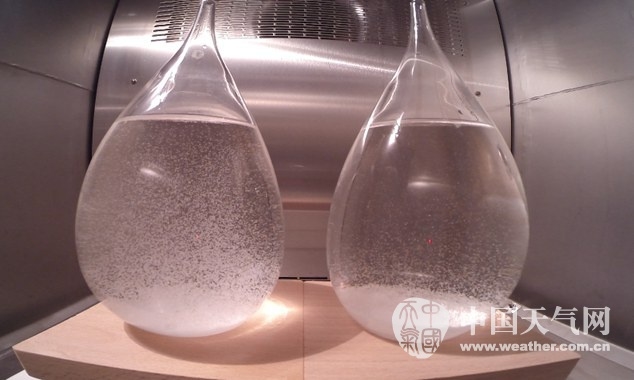 天气预报瓶，真能预报天气？