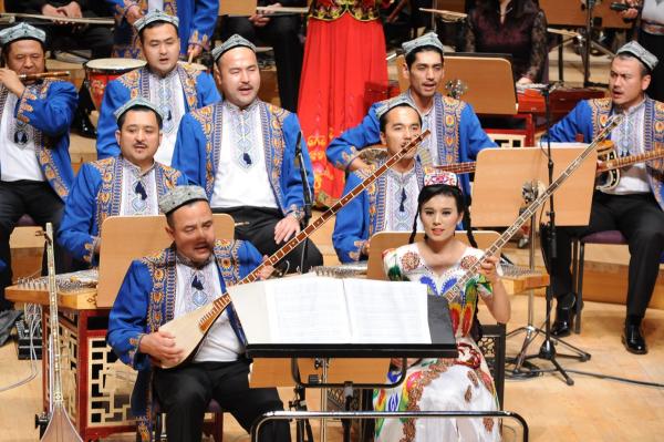 上海与新疆民乐团上演“双城协奏” ：我们新疆好地方