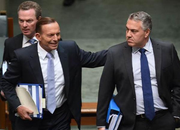 政治人物怎样才能穿对衣服？