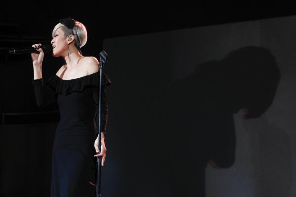 专访｜陈珊妮：大陆青年不用自卑，他们的评论文笔很棒