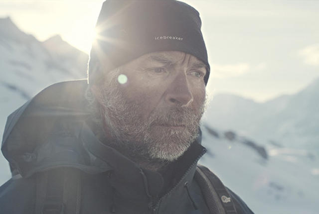 这些4万平米大小的“雪画”，都是他用双脚走出来的