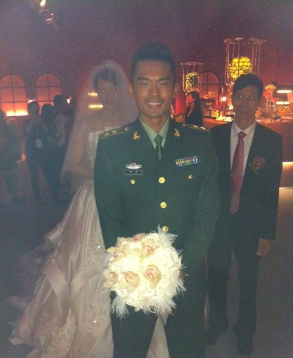 林丹确认已从部队转业，经商之外他90%时间仍在训练