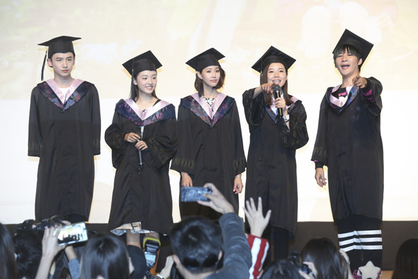 专访｜大张伟：跟着贝尔录节目，苦到天天哭