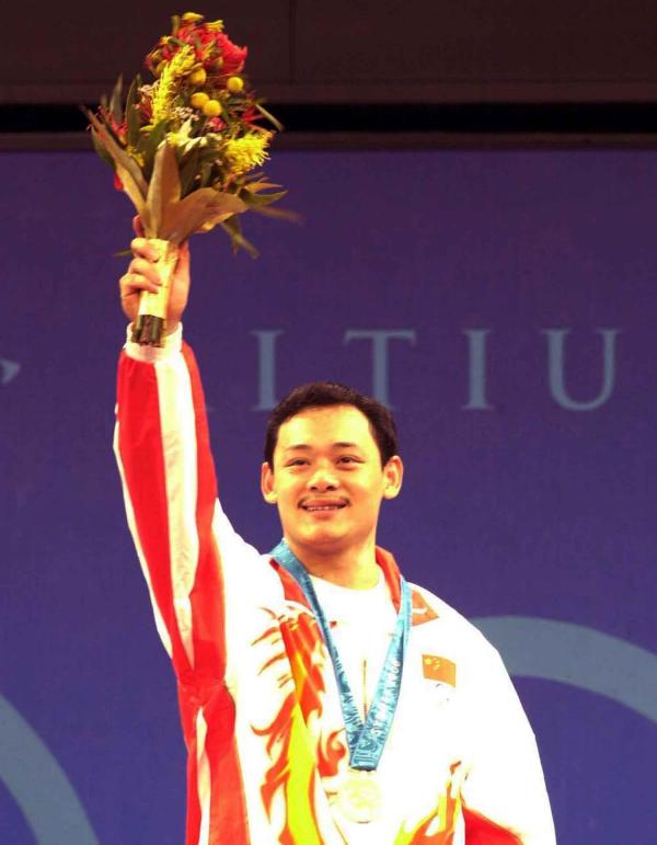 奥运冠军如何当县长？占旭刚上任不满百天跑遍3街6镇1乡