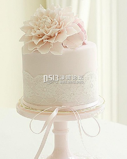 蕾丝蛋糕