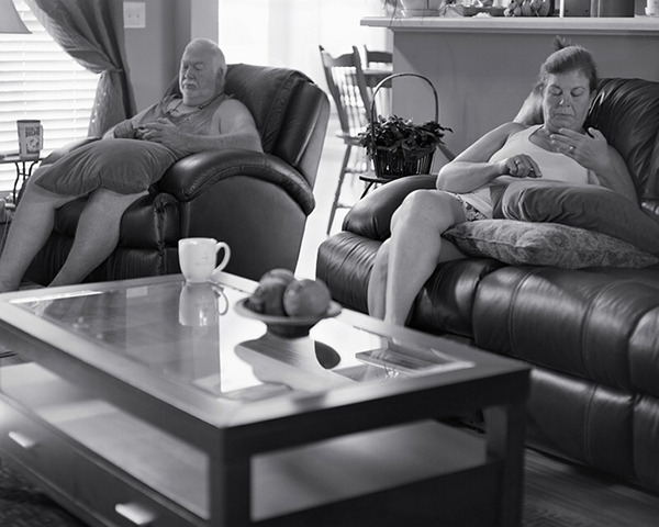 趣看|当手机从照片中被剥离，生活还是现在这样吗？