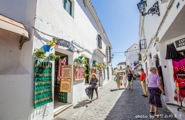 【发现西班牙】沉醉在浪漫的纯白小镇