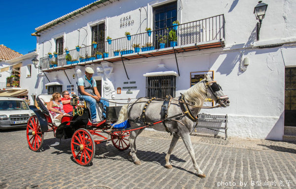 【发现西班牙】沉醉在浪漫的纯白小镇