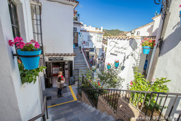 【发现西班牙】沉醉在浪漫的纯白小镇