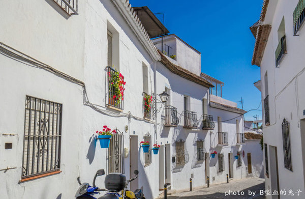 【发现西班牙】沉醉在浪漫的纯白小镇