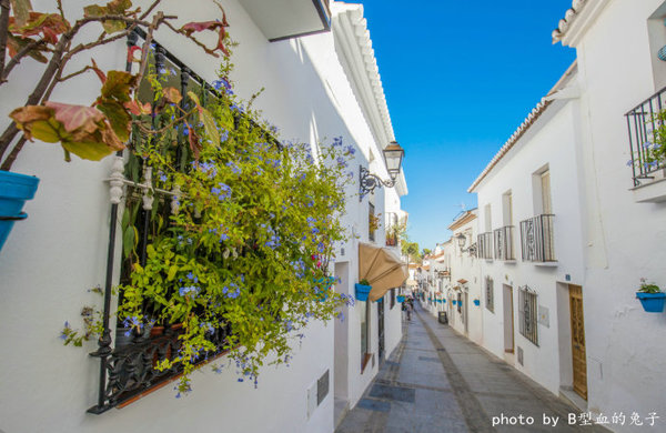 【发现西班牙】沉醉在浪漫的纯白小镇
