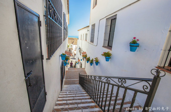 【发现西班牙】沉醉在浪漫的纯白小镇