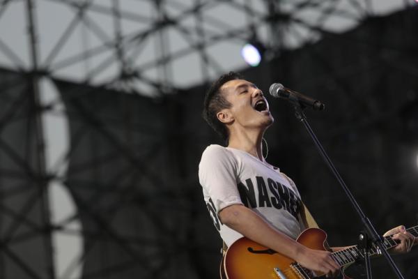 娱评｜朴树同学，要不你就学窦唯吧