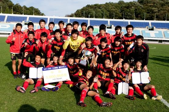 当我们还在争论国足换帅时，听听韩国足球在反思什么