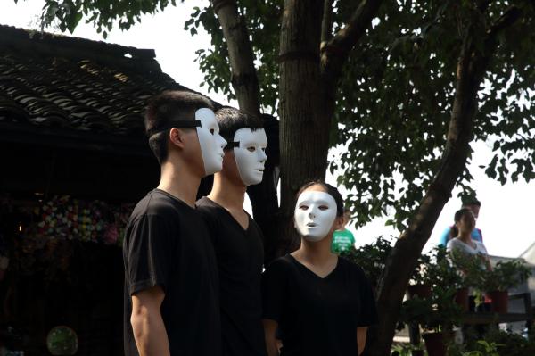 一个小镇的“文艺复兴” ：比风景更美的是艺术与普通人相遇