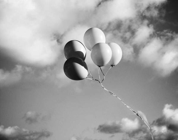 抑郁症患者眼中的世界什么样？摄影师的12张“自拍”告诉你