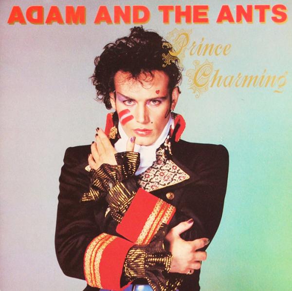 万圣节别再装神弄鬼了，COS这些角色才最时髦