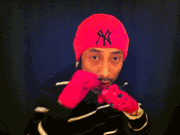 “土摇遗老”谢天笑，你这样拼我们有点难过