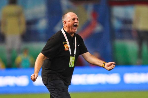 他们都为恒大拿了冠军，但斯科拉里和里皮有何不同？