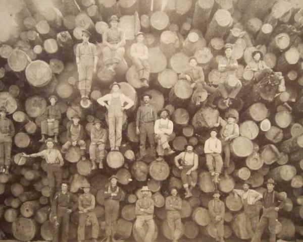 这些照片也许不会出现在历史书上，但却是时代忠实的记录