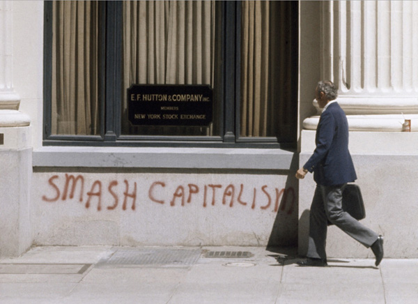 眼光|卖血换胶卷，吃猫粮过活，70年代拍出这样的美国