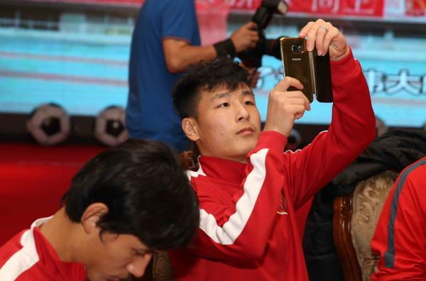 对话上港董事长陈戎源：明年再引世界级外援，三年内夺冠