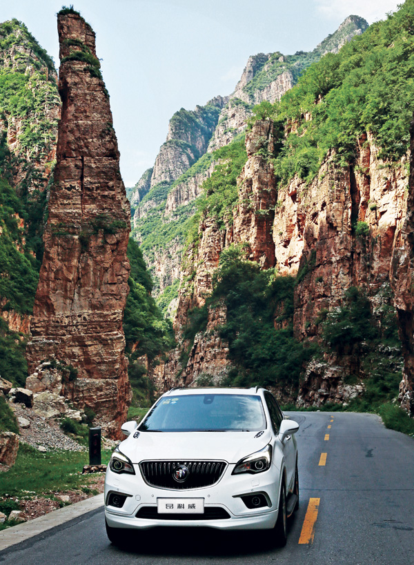 英雄驶诗：重走伟大的出塞之路