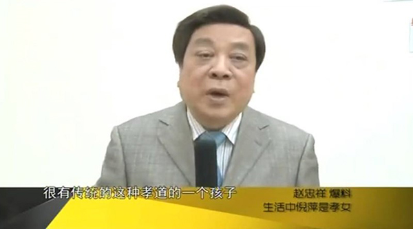 “煽情”是否过时？倪萍的《等着我》哭出高收视