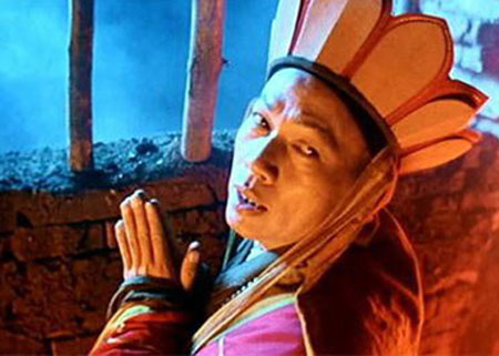 澎湃联播|有一种上头条的方式叫做“把自己睡了”