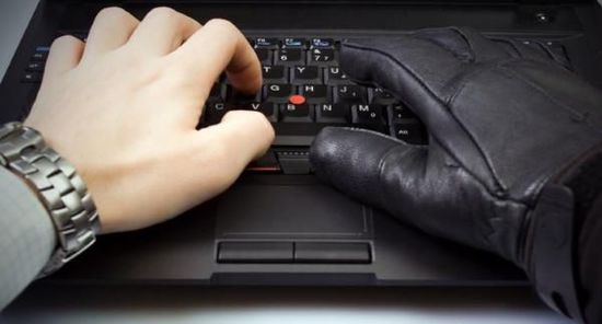 刘某为了看看女儿幼儿园报名情况，侵入广州市越秀区的广州市教育信息中心内部计算机信息系统。