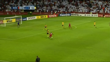 亚冠决赛首回合恒大0比0阿赫利：高拉特伤退，对手染红