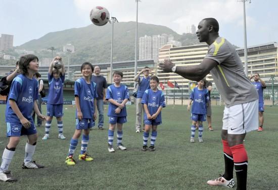 美国禁止11岁以下儿童练头球科学吗？其实中国早就这么干了