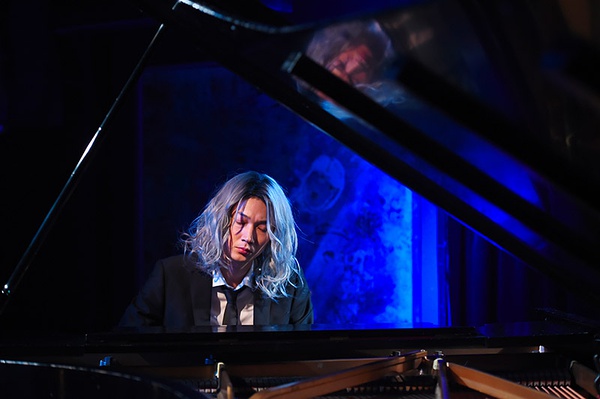 这部日剧太煽情，都怪产科医生还要兼职弹钢琴