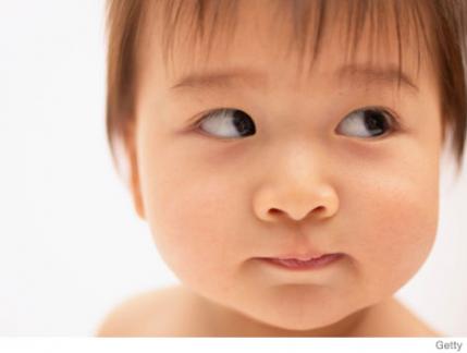 不会说话的小宝宝，用这些令人惊讶的温柔表达爱