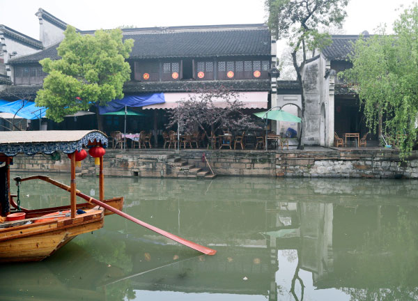 这座城市，满足你对旅行的所有幻想