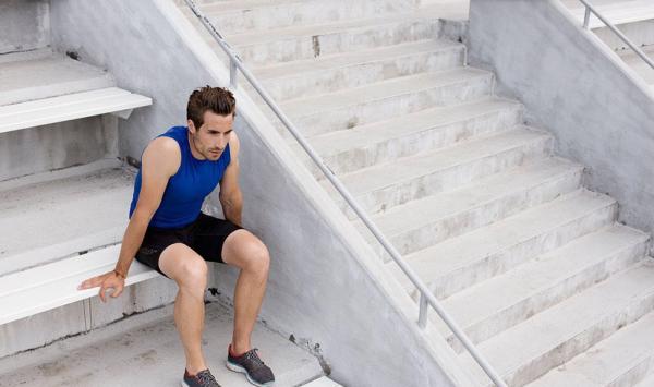 跑步8大谣言逐条粉碎！你的膝盖“克星”是肥胖和人行道